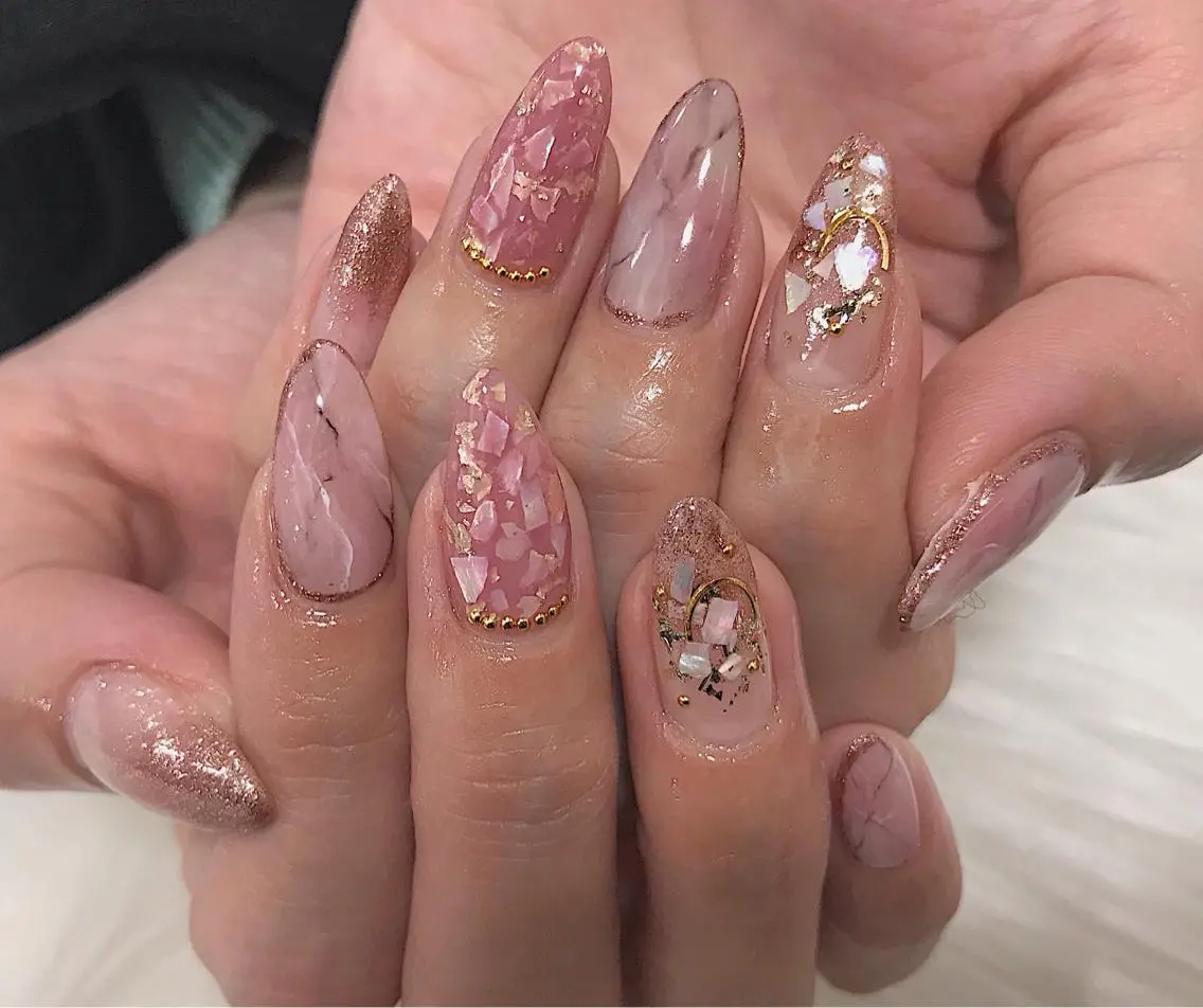 ネイル nailartist lisaのネイルデザイン