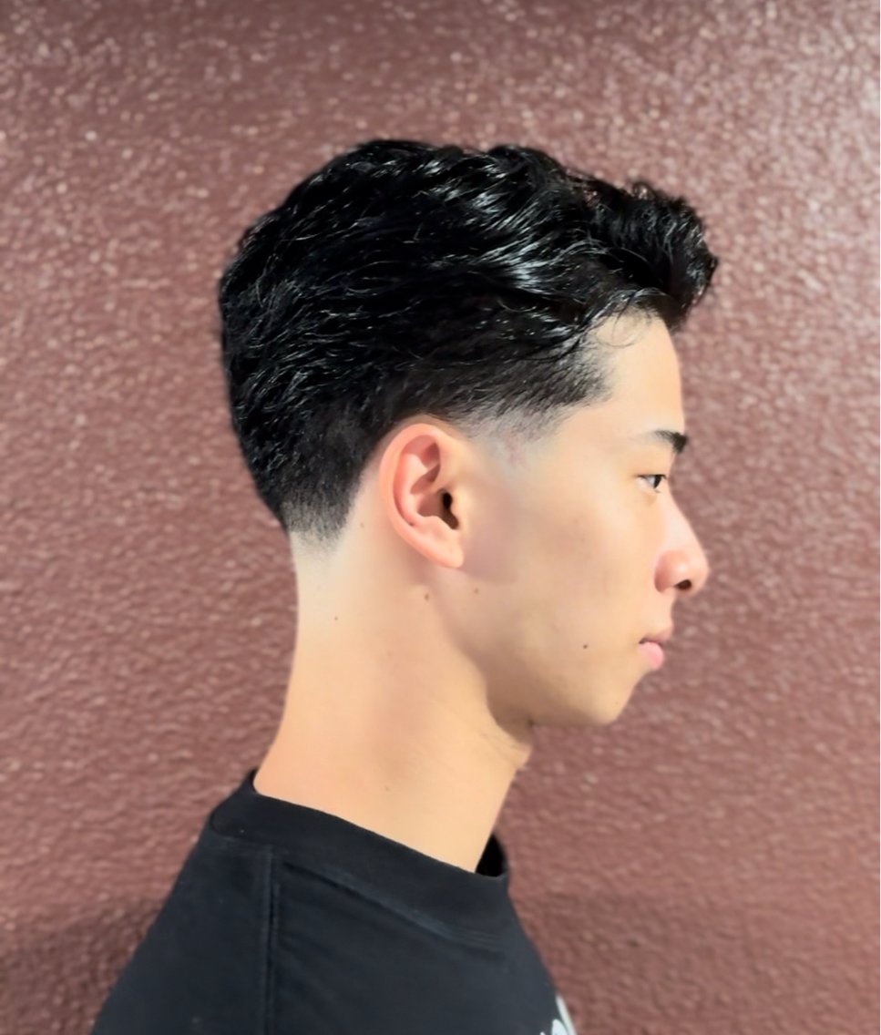 ショート パーマ メンズ フェードカット メンズパーマ カット パーマ 渋谷カットパーマ 💈トモヤのヘアスタイル
