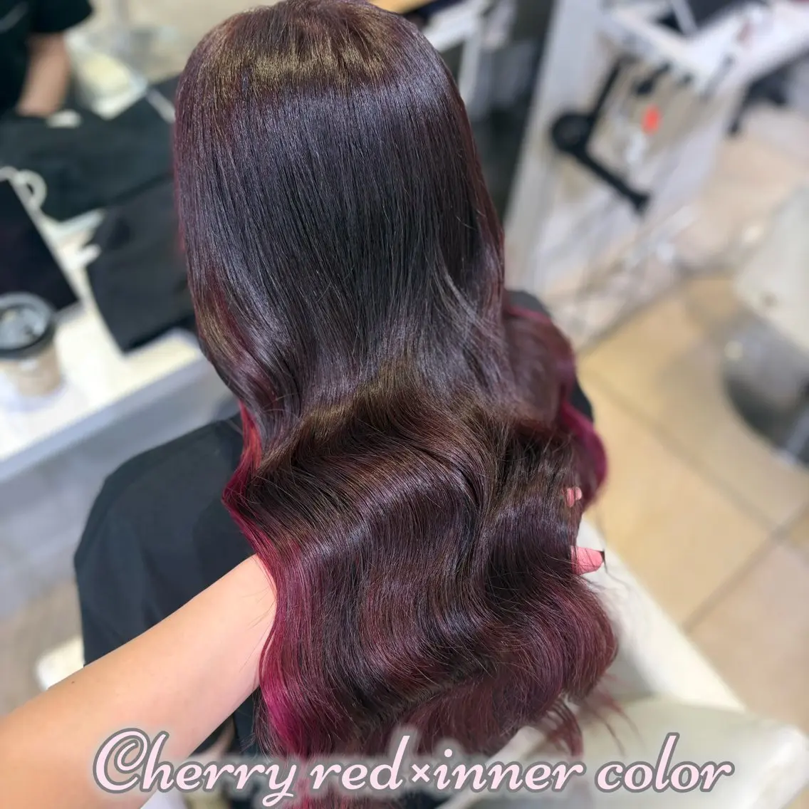 ロング カラー インナーカラー レッドカラー ヘアカラー トリートメント 新宿/艶カラー 🎀韓国ヘアKANAのヘアスタイル