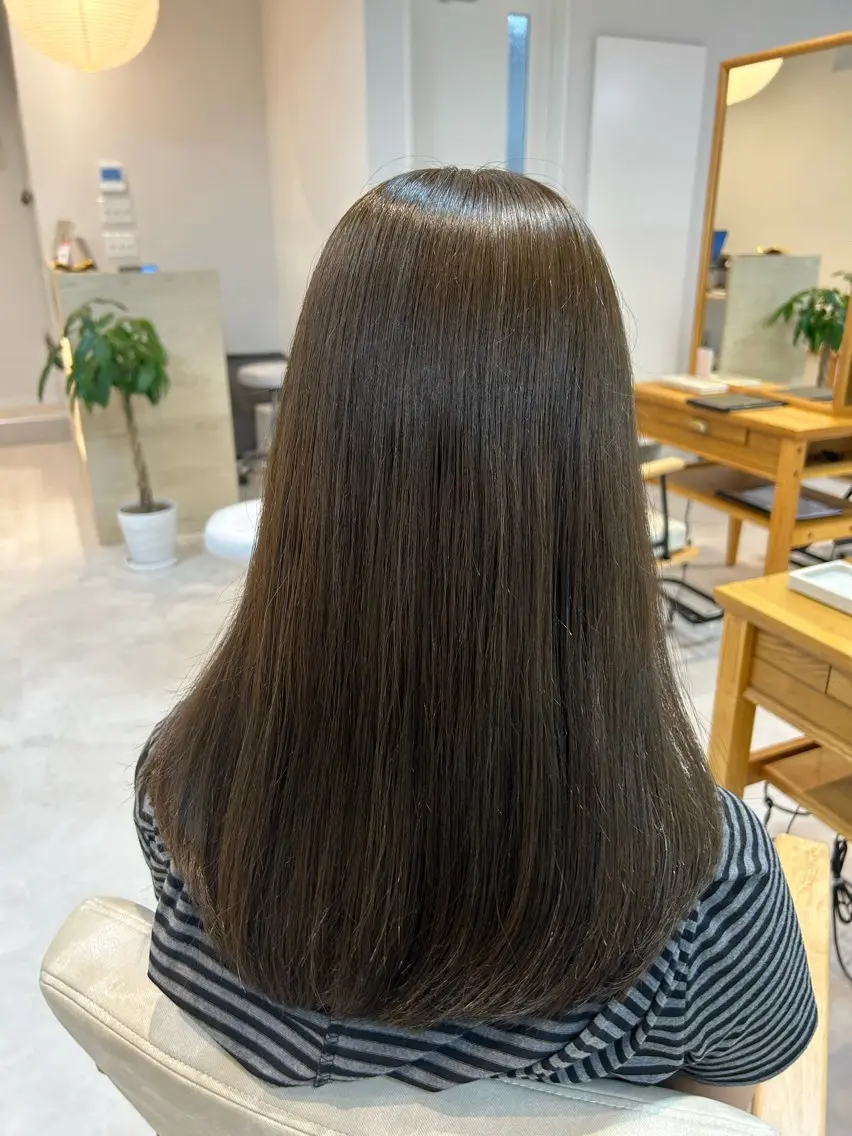 カラー アッシュ アッシュブラウン ブラウンカラー ヘアカラー レイヤー/縮毛矯正/ 艶髪🦊Rioのヘアスタイル