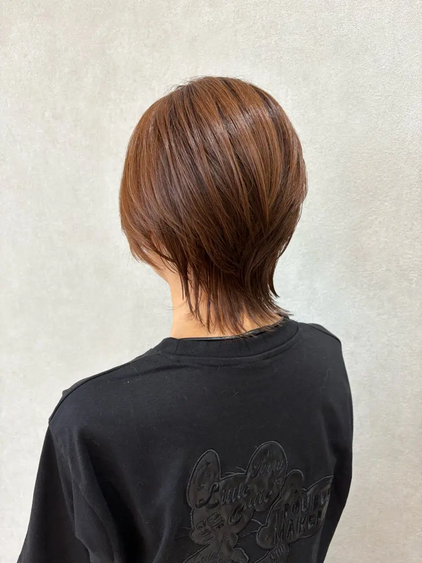 ショート カラー くびれヘア レイヤーカット ショートヘア ウルフカット カット ヘアカラー トリートメント 川口 葉月のヘアスタイル
