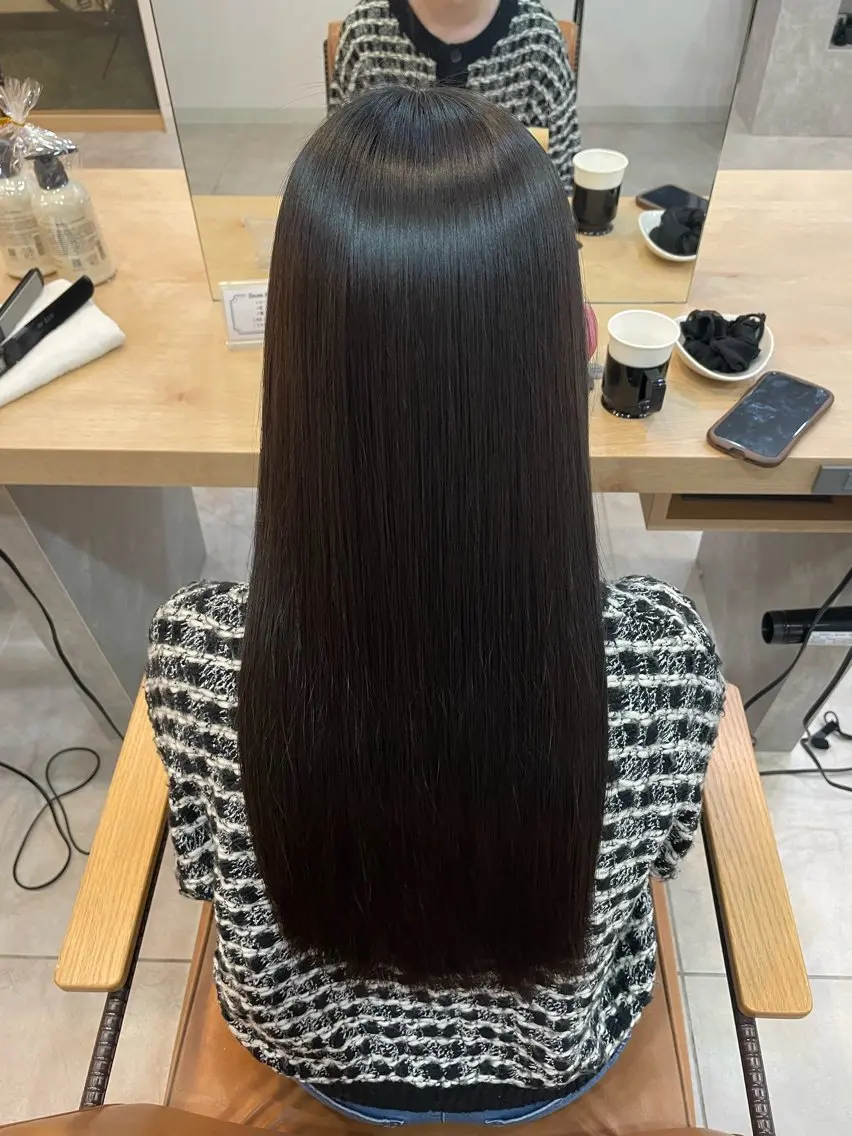 ロング カット 縮毛矯正 松下 美織のヘアスタイル