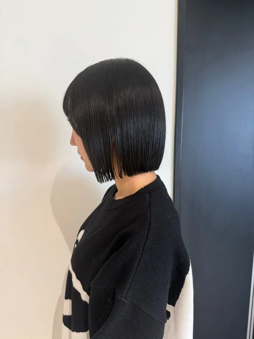 ショート ボブ 梅田ハイトーンカラー 🎀riseのヘアスタイル