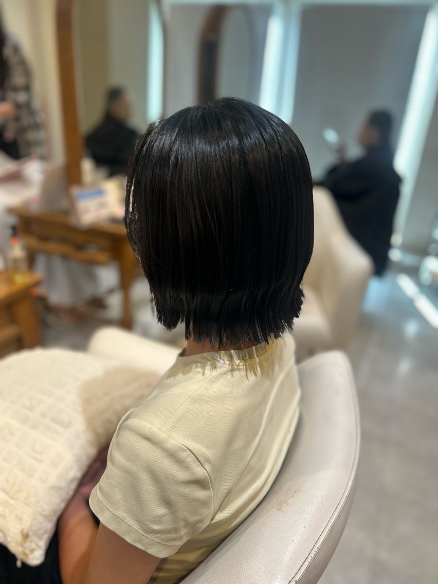 ミディアム 中山 知優のヘアスタイル