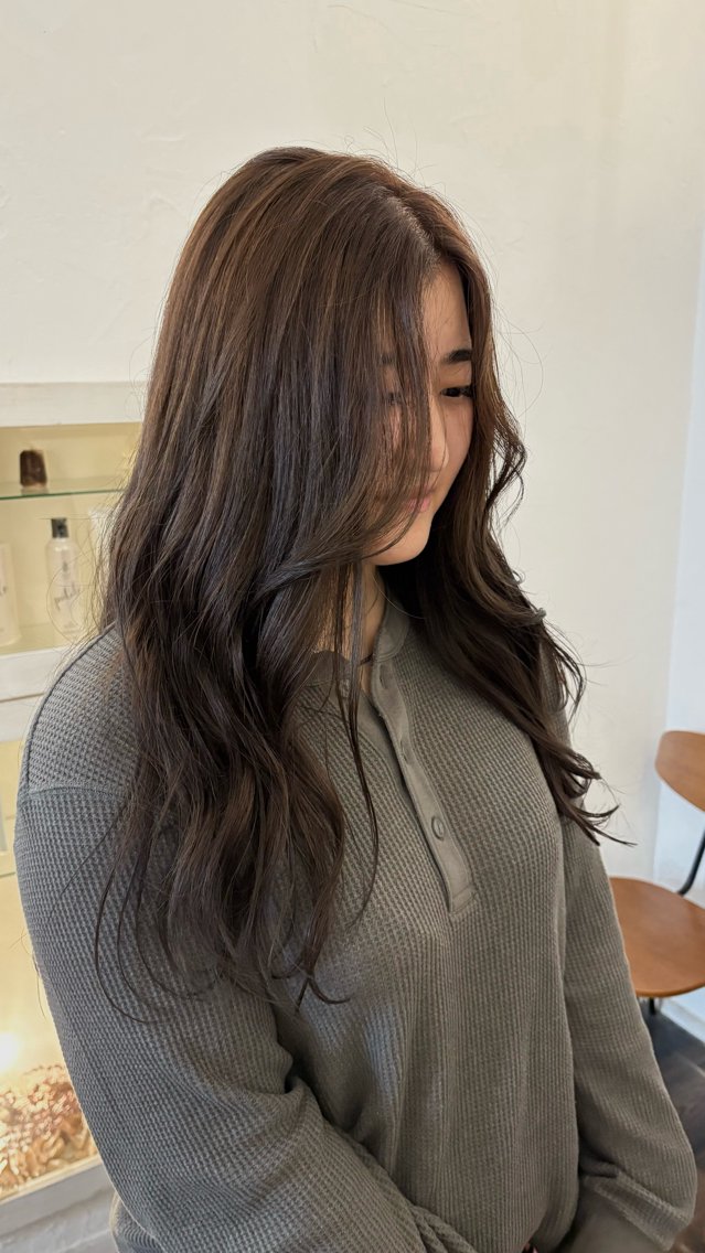 ロング カラー ブラウンカラー 透明感カラー ヘーゼル ヘアカラー 松波 茉央のヘアスタイル