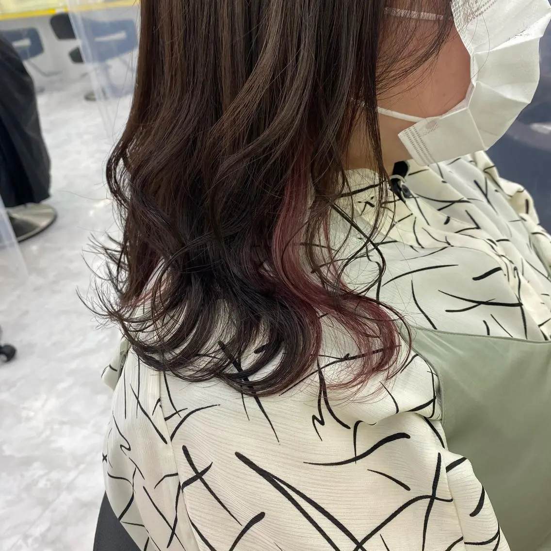 セミロング カラー ヘアアレンジ ピンクカラー mai🍑暖色カラー /レイヤー💖のヘアスタイル