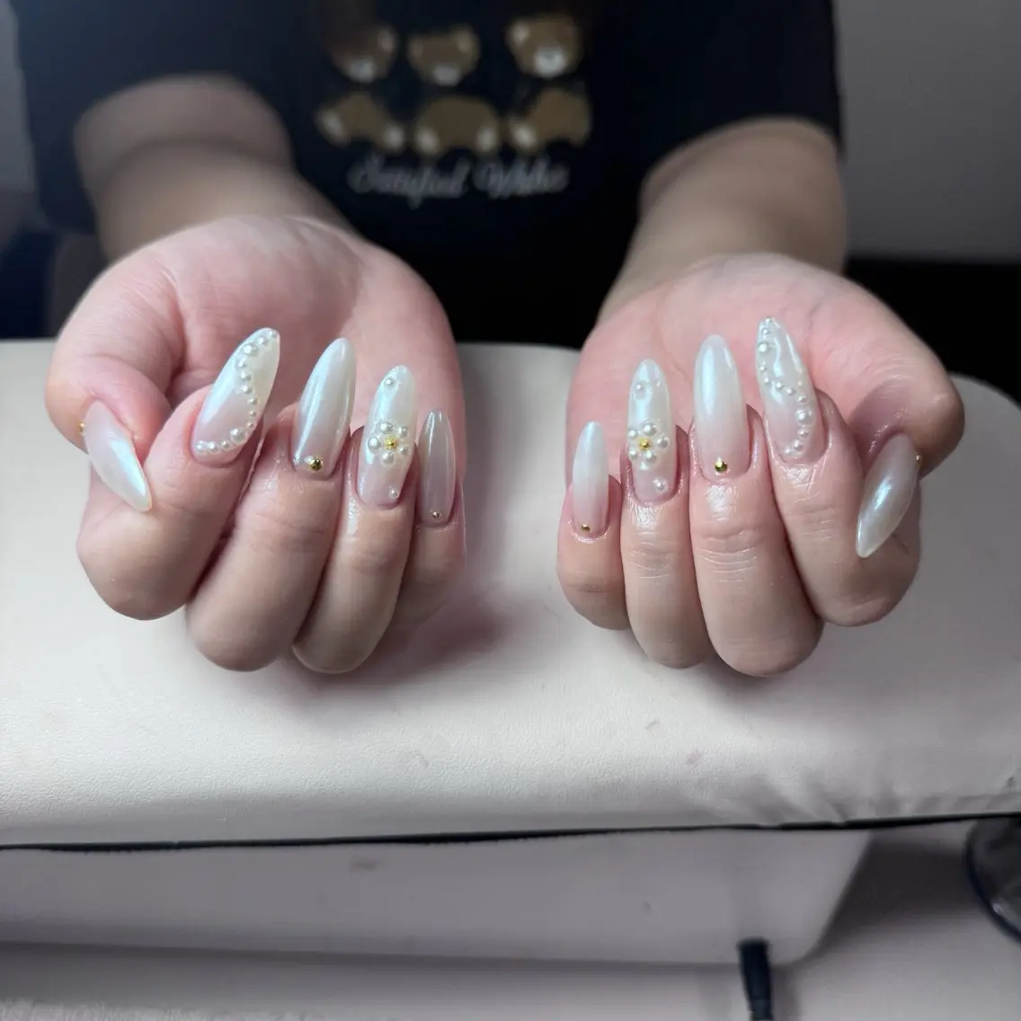 ネイル チークネイル フレンチネイル グラデーション 韓国ネイル マグネットネイル ハンドネイル Hana Nailのネイルデザイン