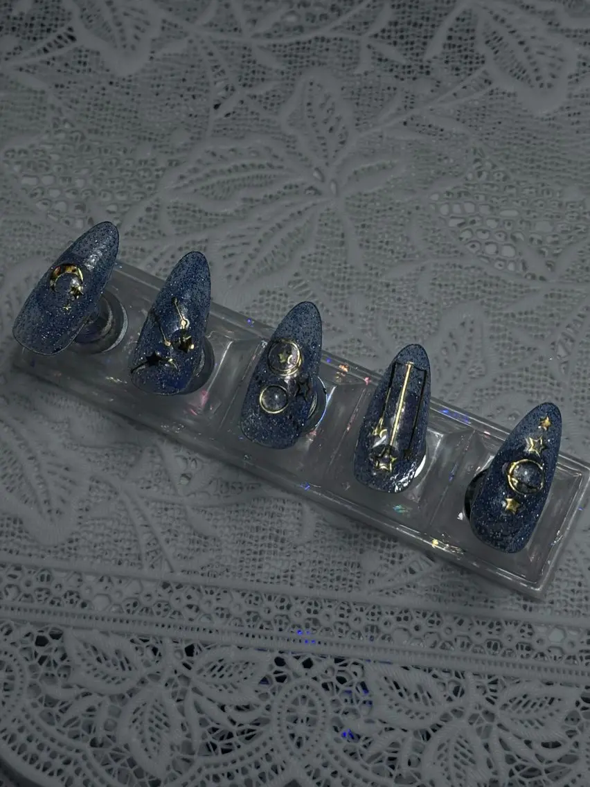 ネイル on nail 尾張旭三郷店のネイルデザイン