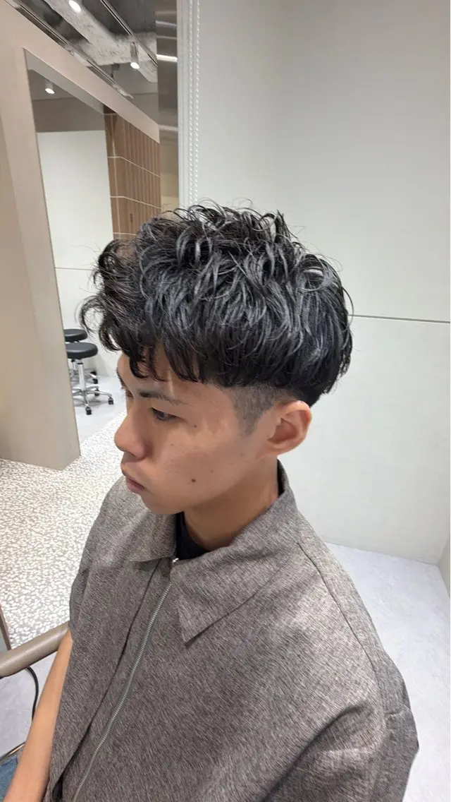 ミディアム メンズ カット パーマ ヘアセット 新宿メンズカット/ パーマ/岩田進一のヘアスタイル