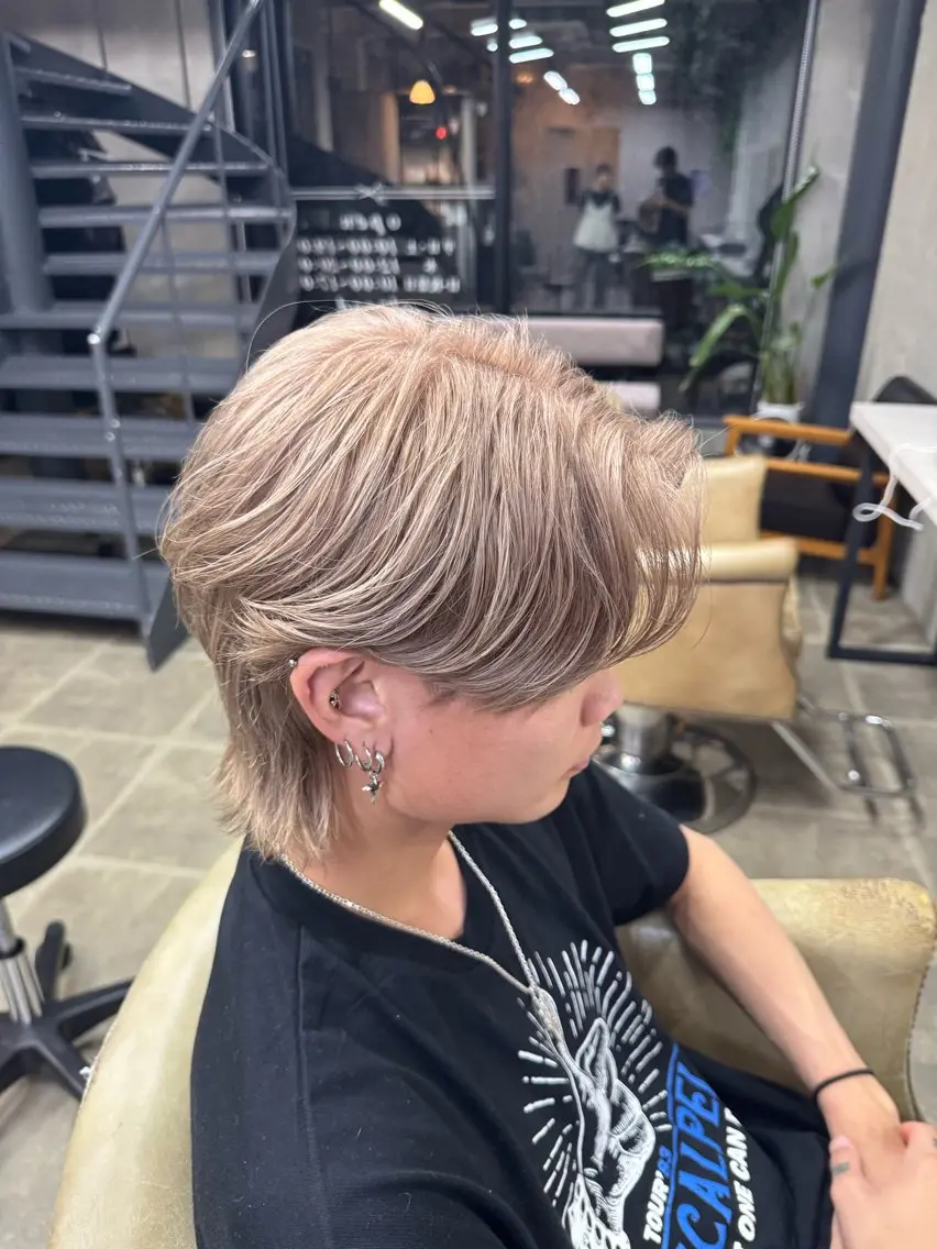 カラー ベージュカラー ミルクティーベージュ Blast raiaのヘアスタイル