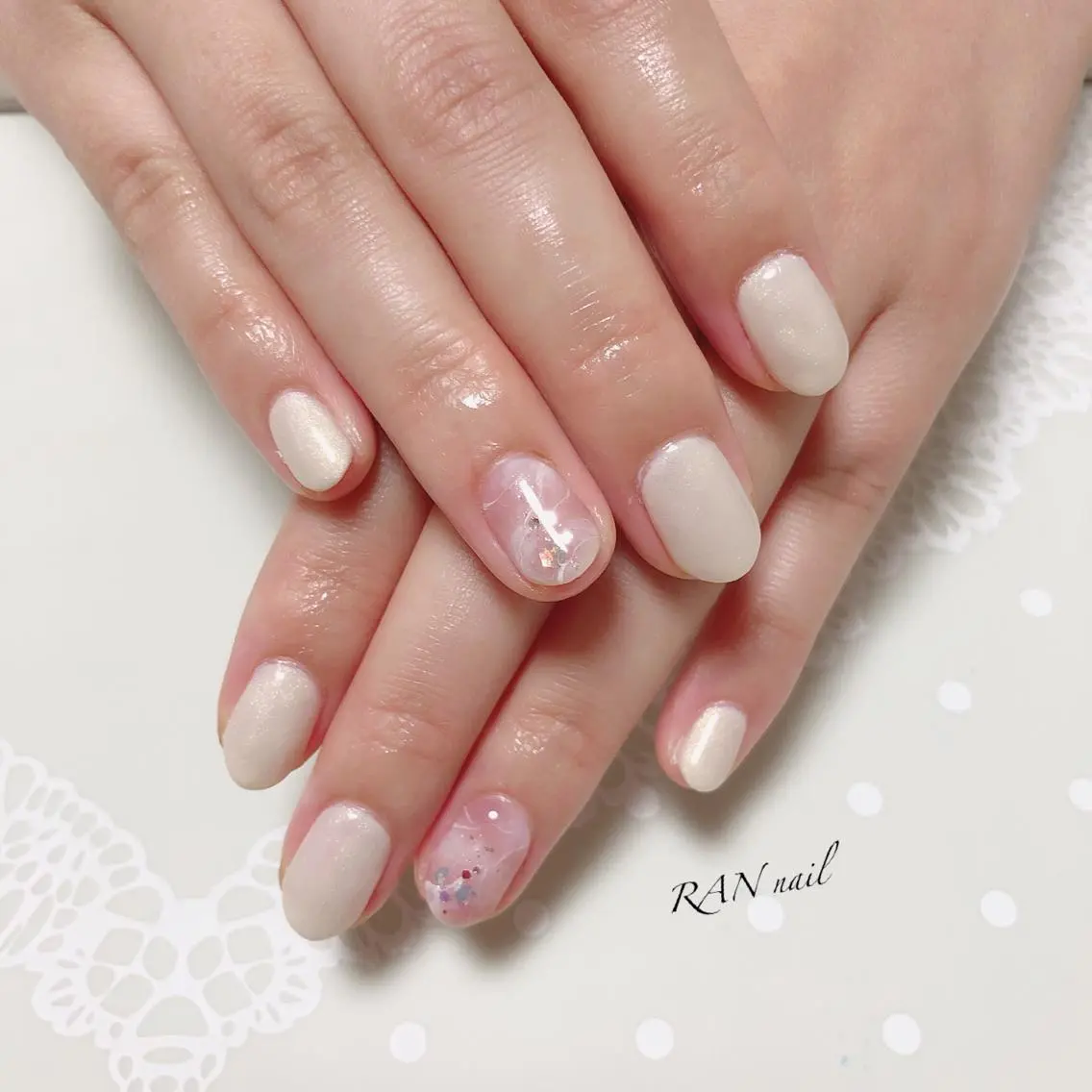 ネイル オフィスネイル ワンカラーネイル ピンク ホワイト ハンドネイル フットネイル RAN nailのネイルデザイン