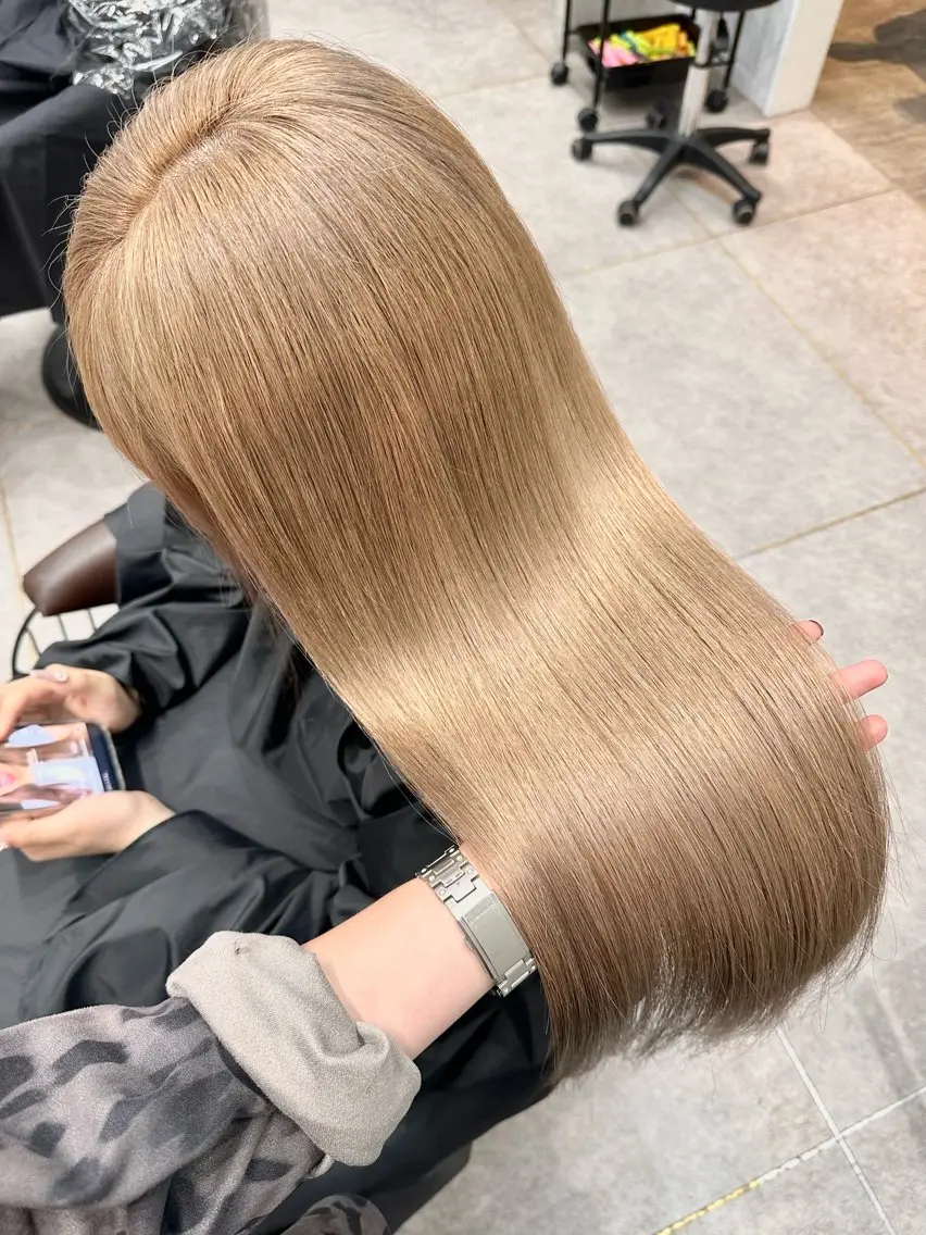 セミロング カラー ヘアアレンジ ヘアカラー トリートメント 天神/ブリーチ/ ブリーチなしカラーのヘアスタイル