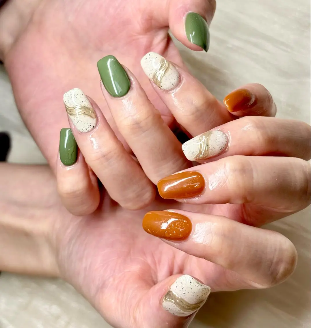 ネイル ニュアンスネイル ETE LUNA NAILのネイルデザイン