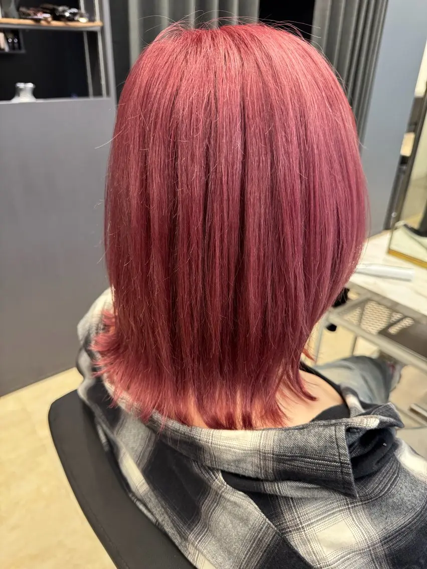 ミディアム カット ヘアカラー トリートメント 日置 大智のヘアスタイル