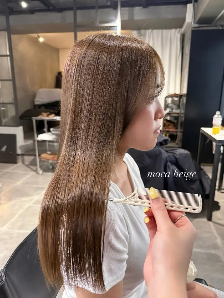 ロング カラー カット ヘアカラー トリートメント 佐伯 桃のヘアスタイル