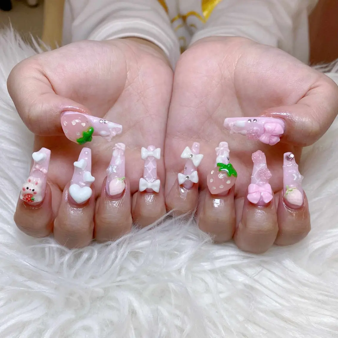 ネイル ハンドネイル ANH NAIL ゴテゴテ専門店💎のネイルデザイン