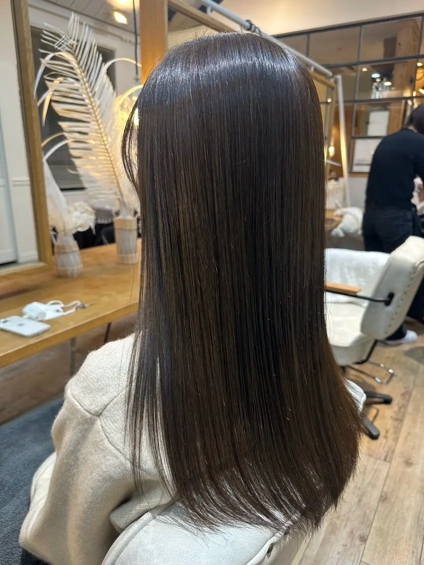 ロング カラー reefur マリナのヘアスタイル