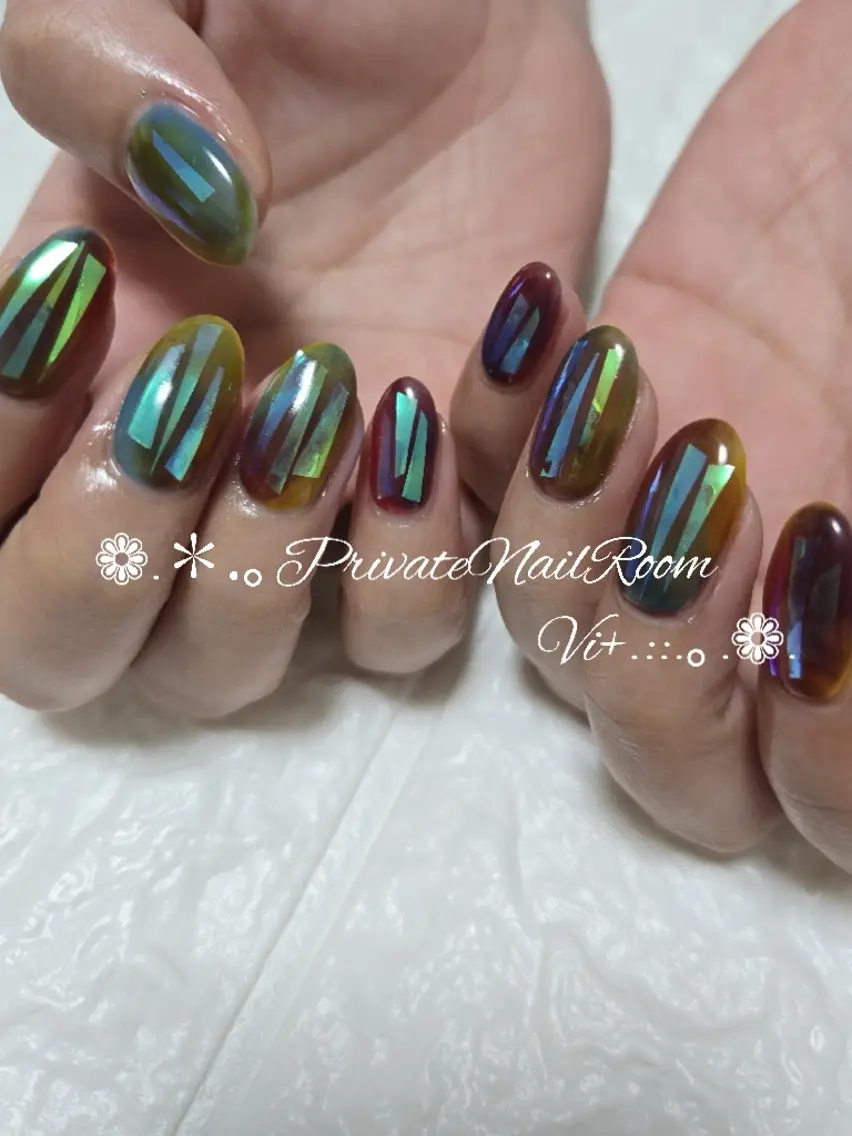 ネイル ハンドネイル Nail Room Vi+のネイルデザイン