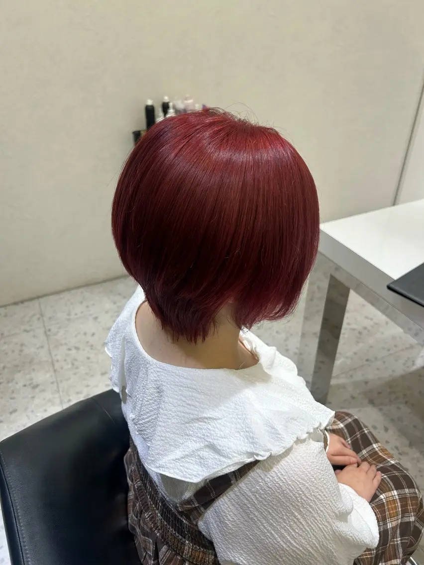 ショート カラー 𝐑𝐈𝐎ྀིのヘアスタイル