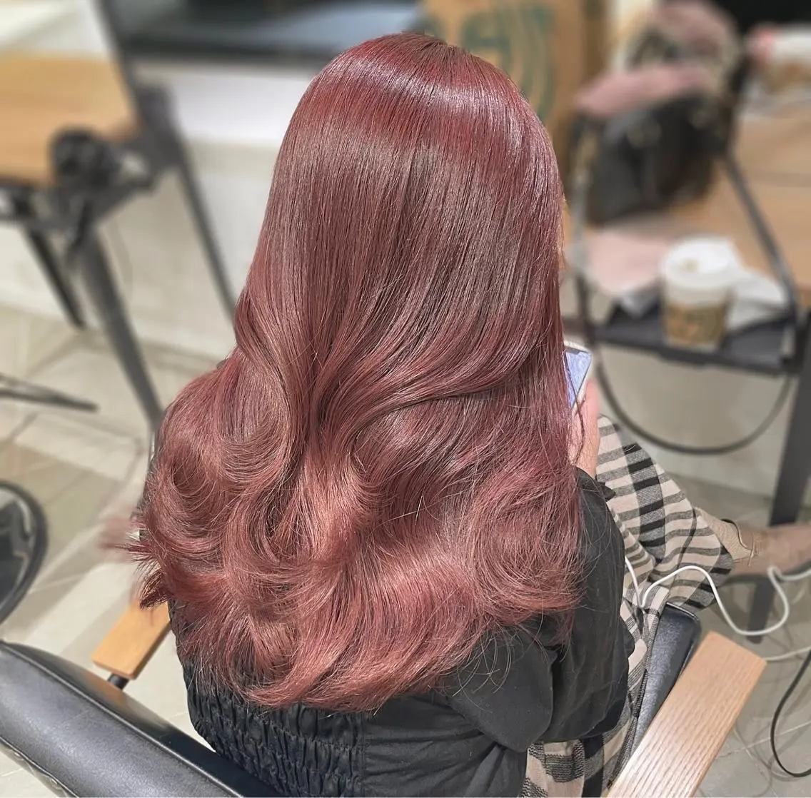 ロング カラー ベージュカラー ブリーチ ブラウンカラー ケアカラー カシス ヘアカラー メンズカット募集 yuuka 🤍のヘアスタイル