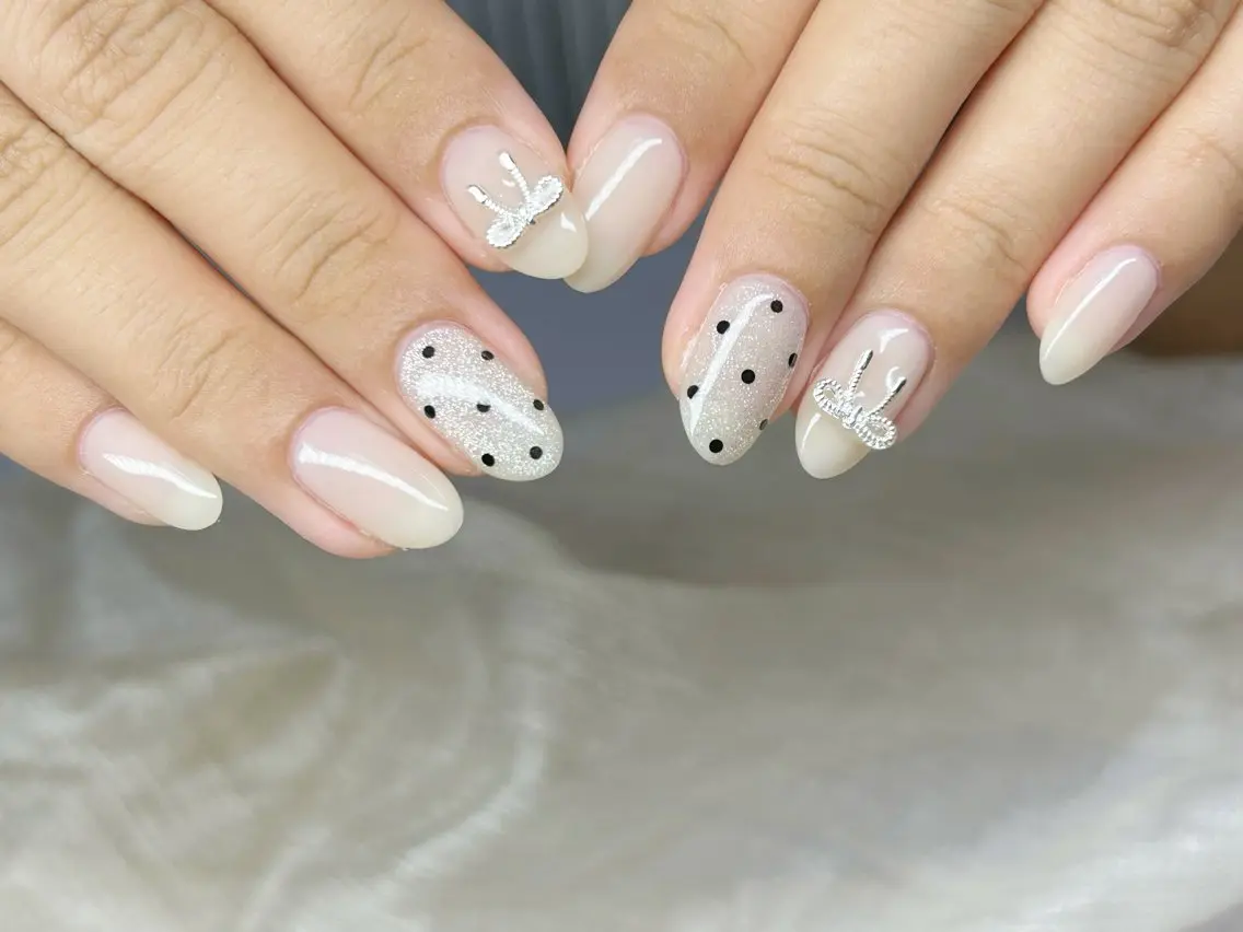 ネイル アートネイル チークネイル 成人式 入学式 長さ出し ハンドネイル Lino Nailのネイルデザイン