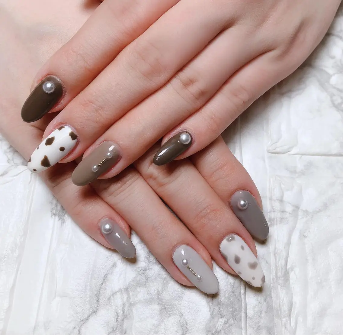 ネイル アニマル柄 ワンカラーネイル ハンドネイル ハンドケア Nailsalon Eve（イヴ）のネイルデザイン
