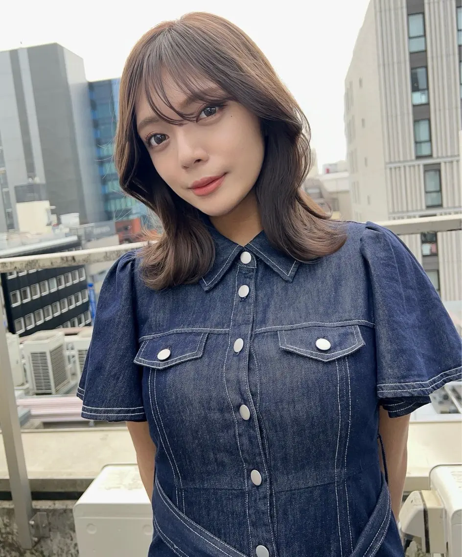 ミディアム カラー ヘアアレンジ くびれヘア 韓国風ヘア ヘアカラー トリートメント ✨カチモリ✨レイヤー 韓国ヘア🇰🇷ゆいのヘアスタイル