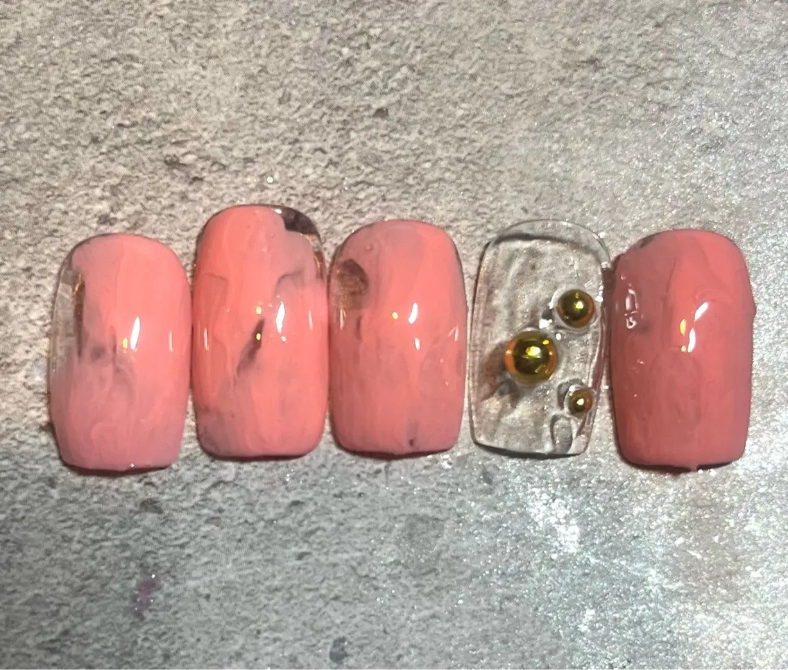 ショート 2DY NAIL SALONのネイルデザイン