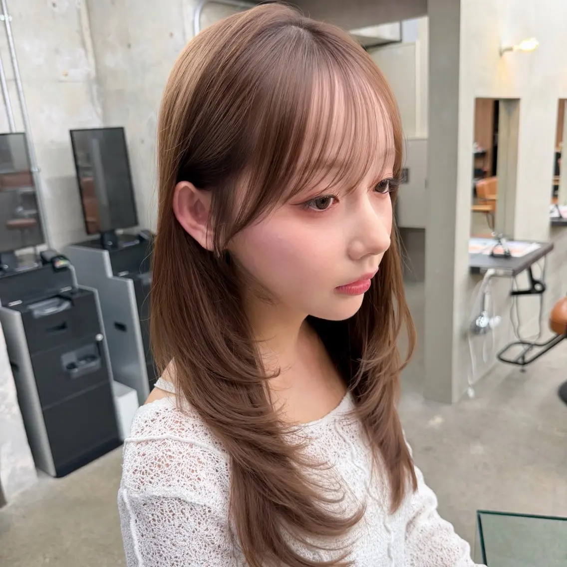 ミディアム カラー 顔周り✂️透明感 レイヤー/みっきーのヘアスタイル