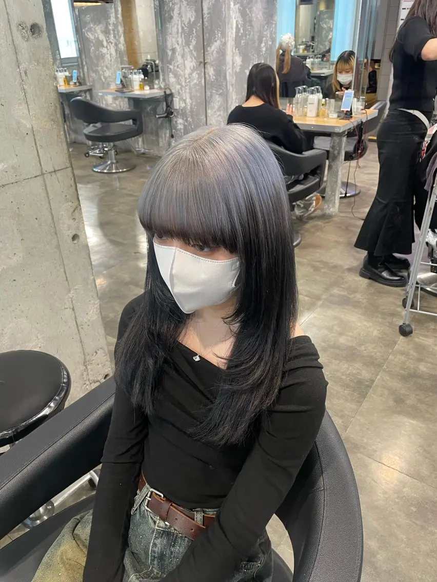 ロング カラー ヘアカラー ハイトーン 横浜💞ミオのヘアスタイル