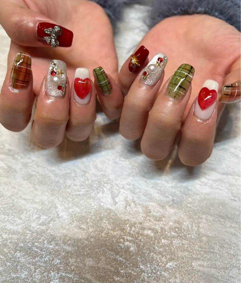 ネイル nailartist lisaのネイルデザイン