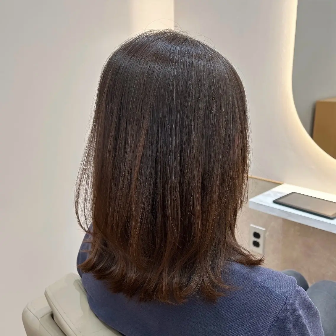 ミディアム レイヤー/艶髪カラー 🌷油科あい🌷のヘアスタイル