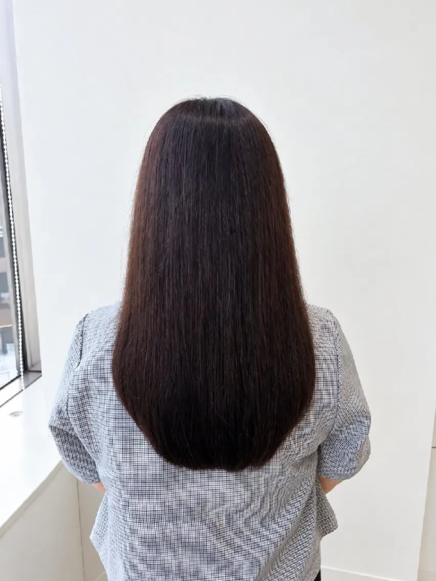 ロング レイヤーカット カット ZELEビックアイ shiori🎀のヘアスタイル
