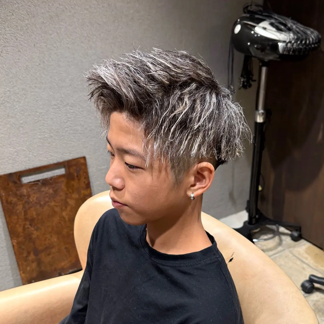 カラー パーマ メンズ メンズメッシュ メンズパーマ メンズツイストパーマ メッシュ ツイストパーマ カット ヘアカラー パーマ トリートメント 畑中 希望のヘアスタイル