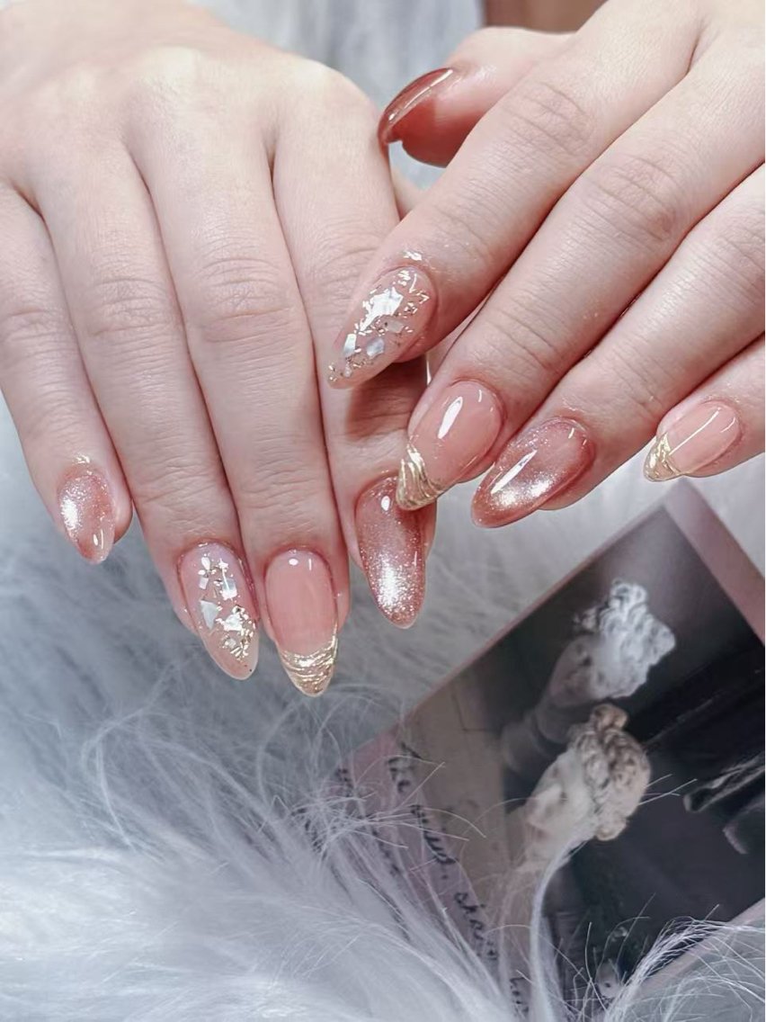ネイル ハンドネイル Glow Minamiのネイルデザイン