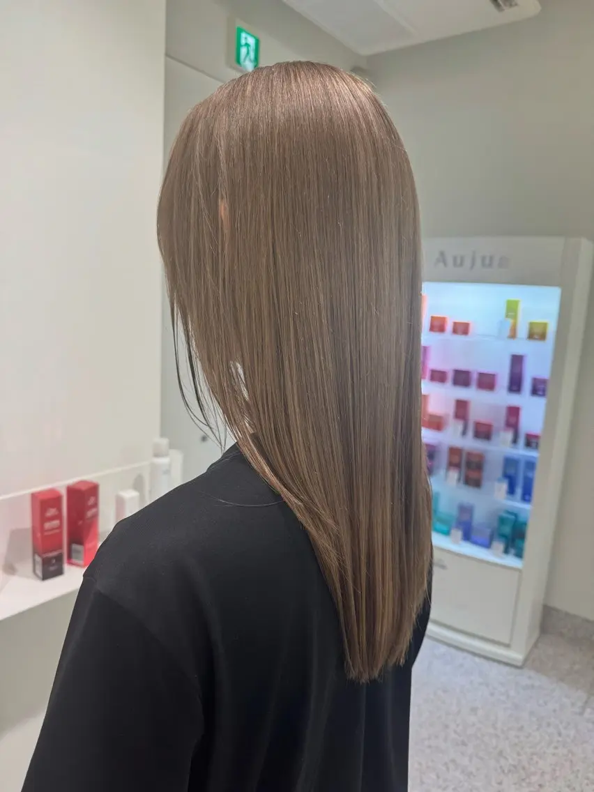 ロング カラー ベージュカラー 透明感カラー モデル募集 /万代/松井茉里奈のヘアスタイル