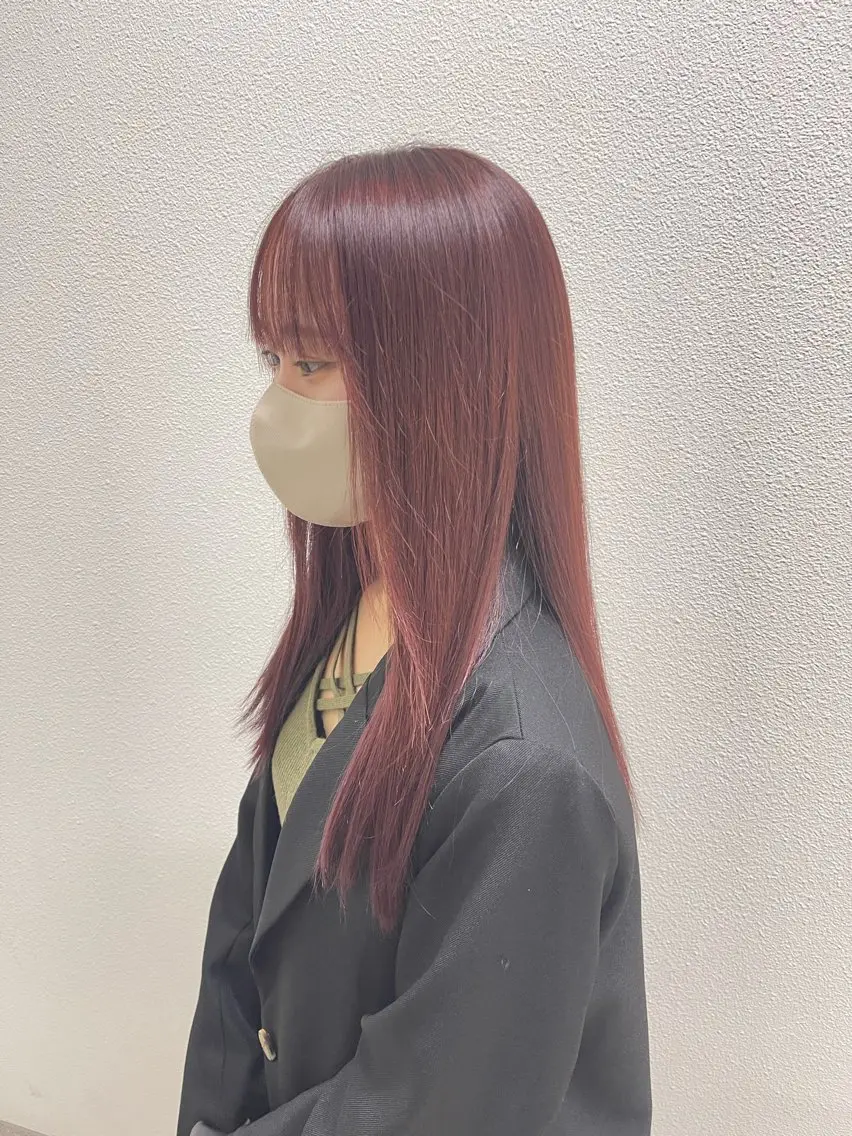 ロング カット ヘアカラー 古川 竜希のヘアスタイル