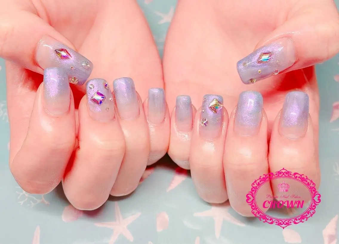 ネイル ハンドネイル CROWN プライベートサロンのネイルデザイン