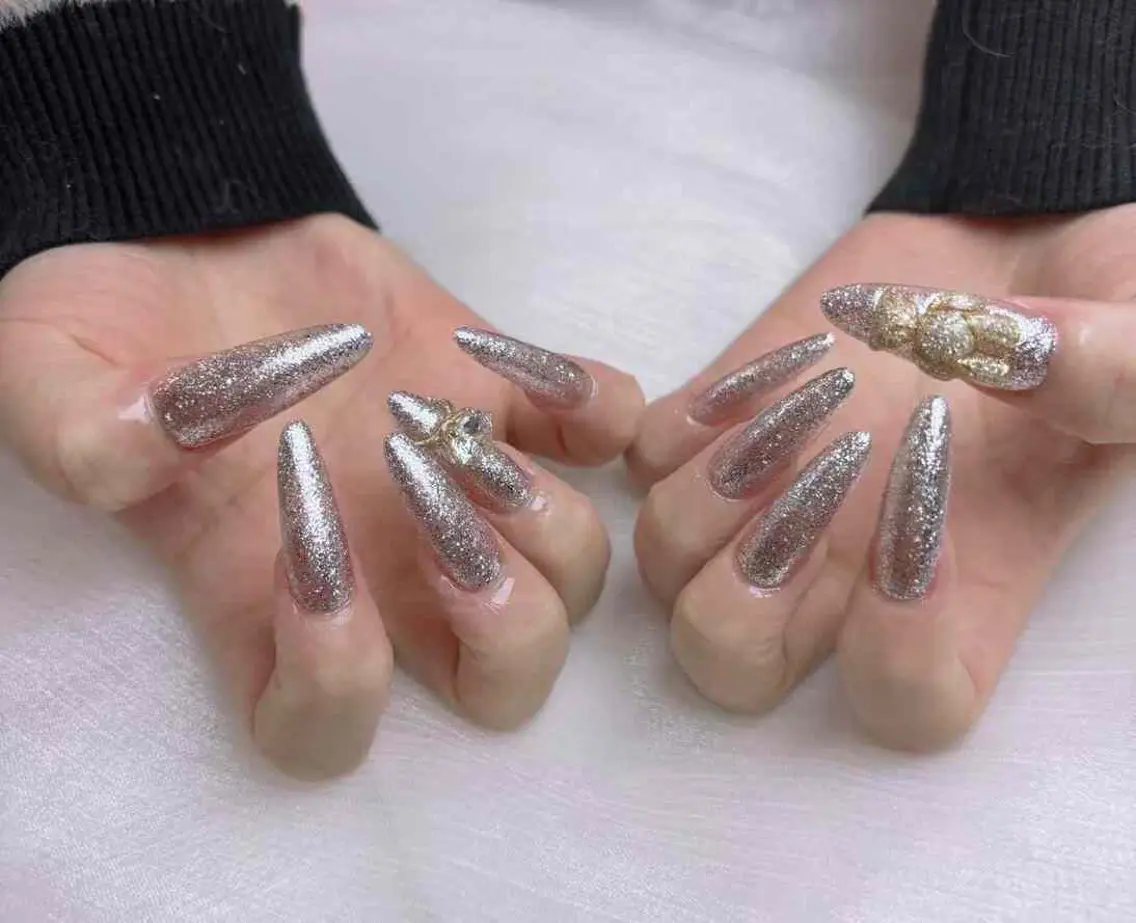ネイル アートネイル フットネイル ジェルネイル ラメ(グリッター) マグネットネイル babarla Nailのネイルデザイン
