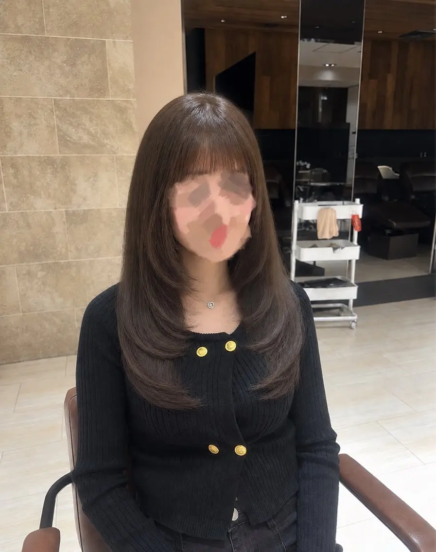 ミディアム ハイレイヤー レイヤーカット あい 🎀⟡.·のヘアスタイル