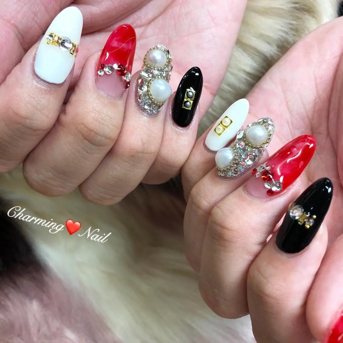 ネイル クリアネイル 成人式 キラキラネイル 赤色 スカルプネイル Nailist Amiのその他イメージ