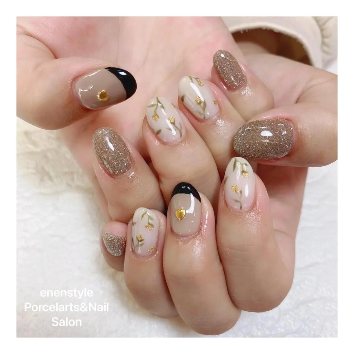 ミディアム ネイル ハンドネイル 🐾enen style 🐾のネイルデザイン
