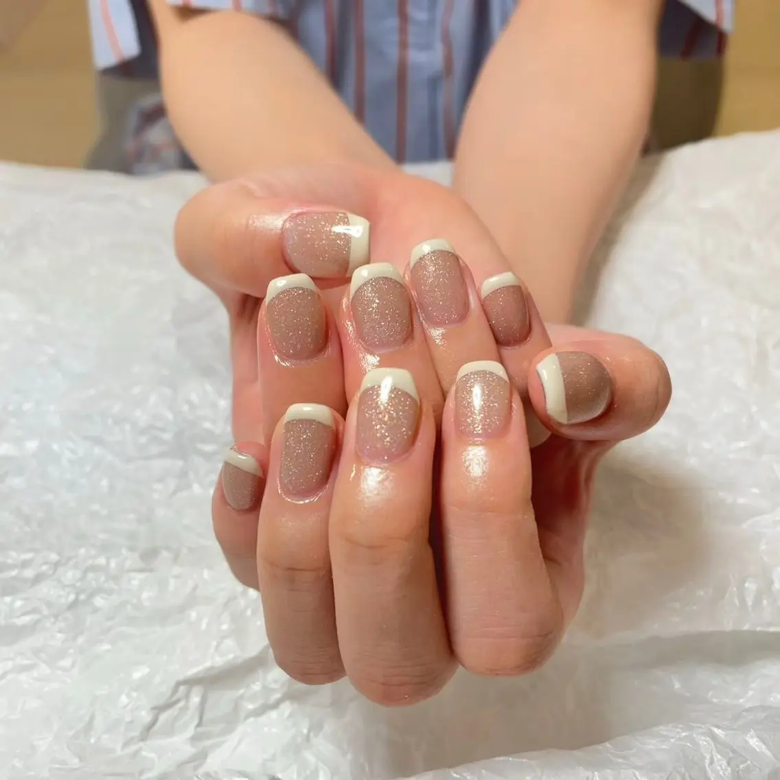 💅 (ミニモ限定割引) HANDフレンチネイル(2色までok)初回ソフトジェルオフ無料の写真