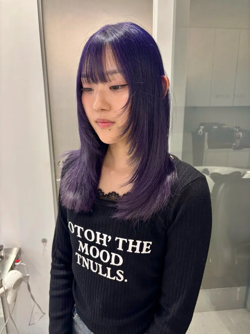 ロング 顔まわりレイヤー レイヤーカット iLi 《イリ》のヘアスタイル