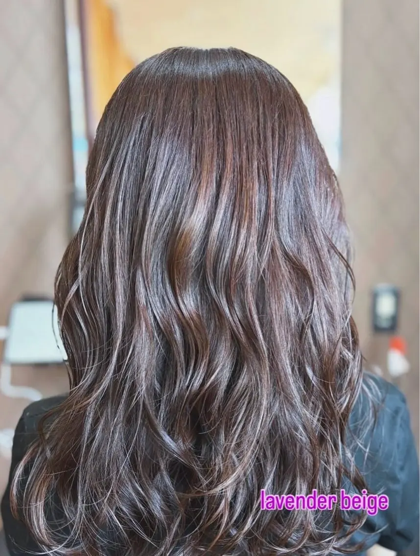 ロング ラベンダーベージュ ⭐︎ SAYAKAのヘアスタイル