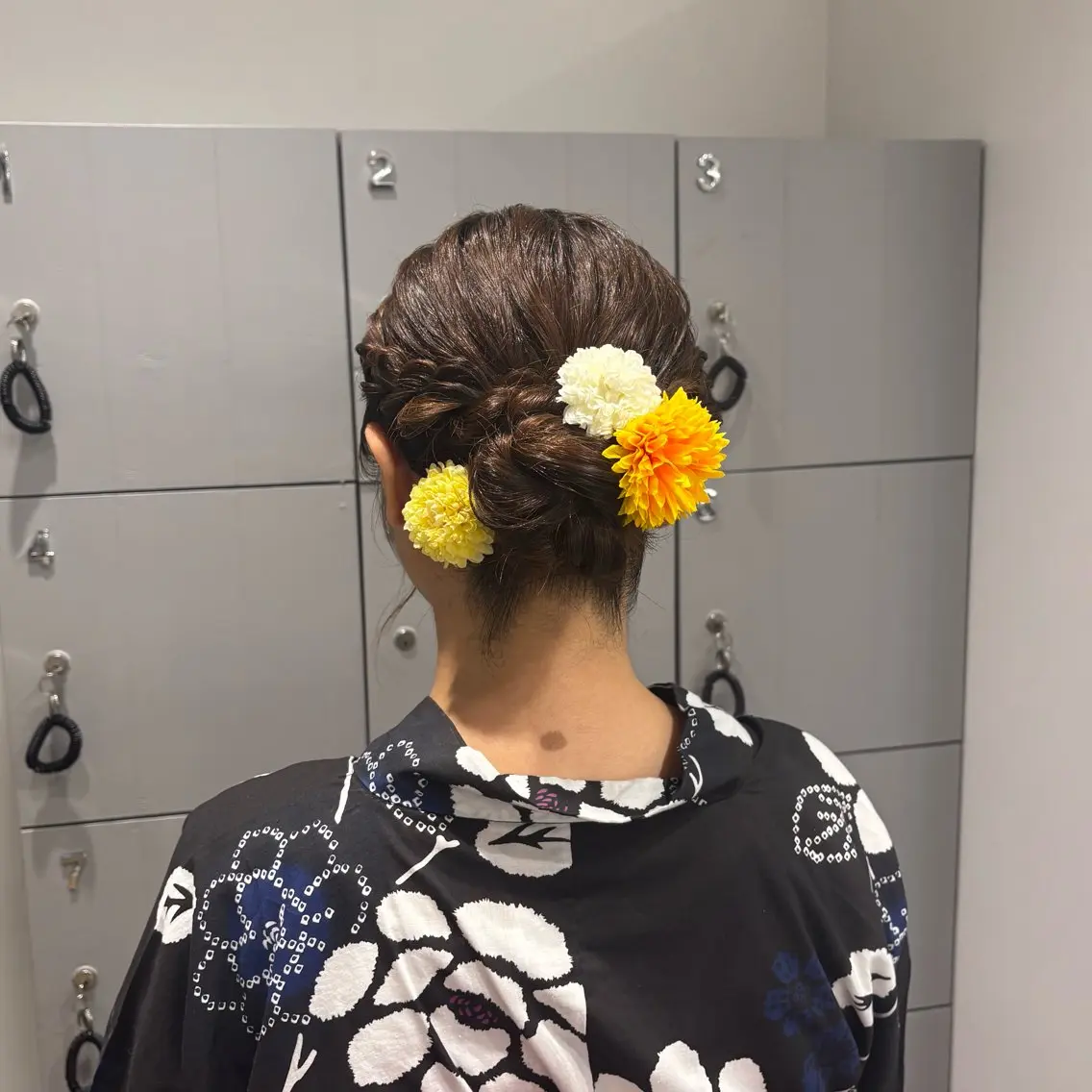 ミディアム ヘアアレンジ ヘアセット 艶カラー/アレンジ/ yuzu🐈‍⬛🩶のヘアスタイル