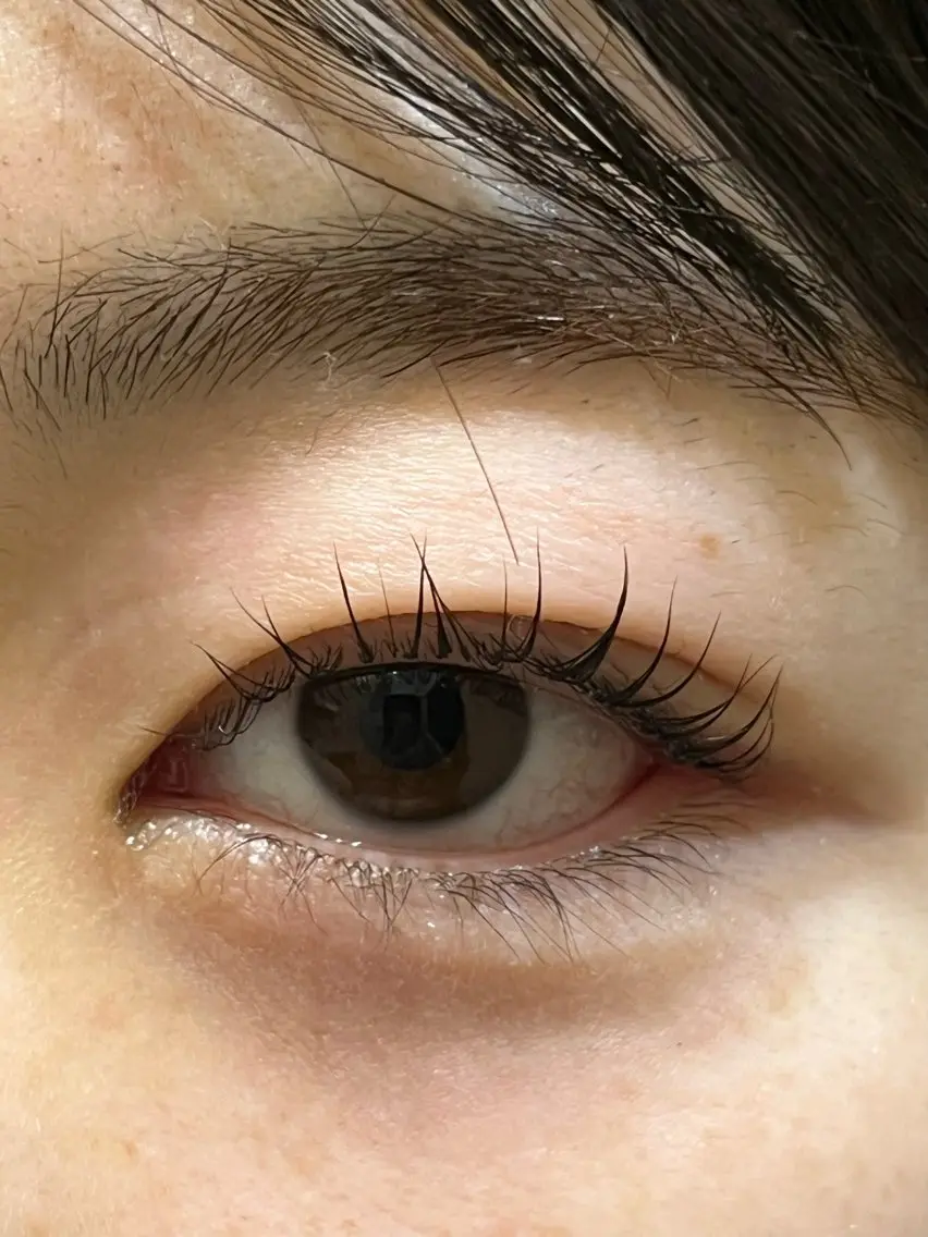 マツエク・マツパ マツパ 三澤 朱里の眉毛・アイブロウイメージ
