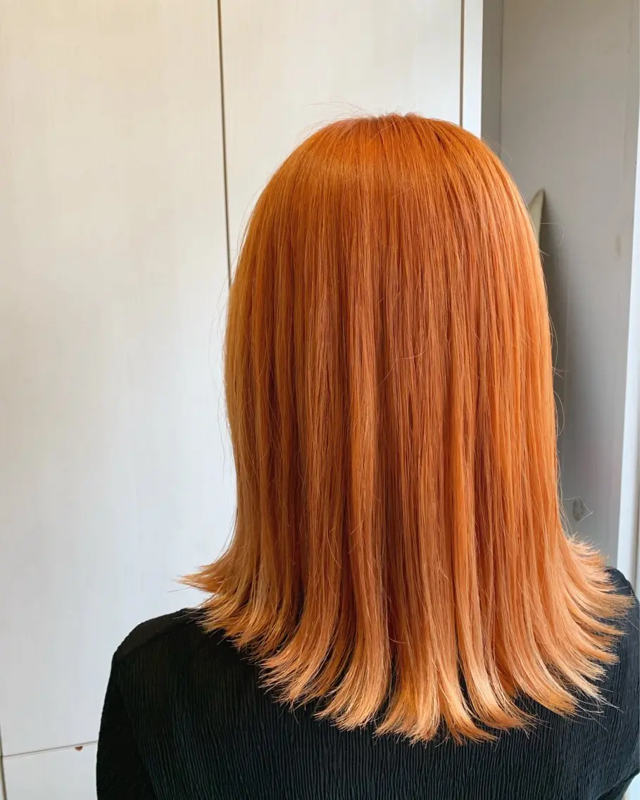 セミロング カラー オレンジ カット ヘアカラー あべ ゆうかのヘアスタイル