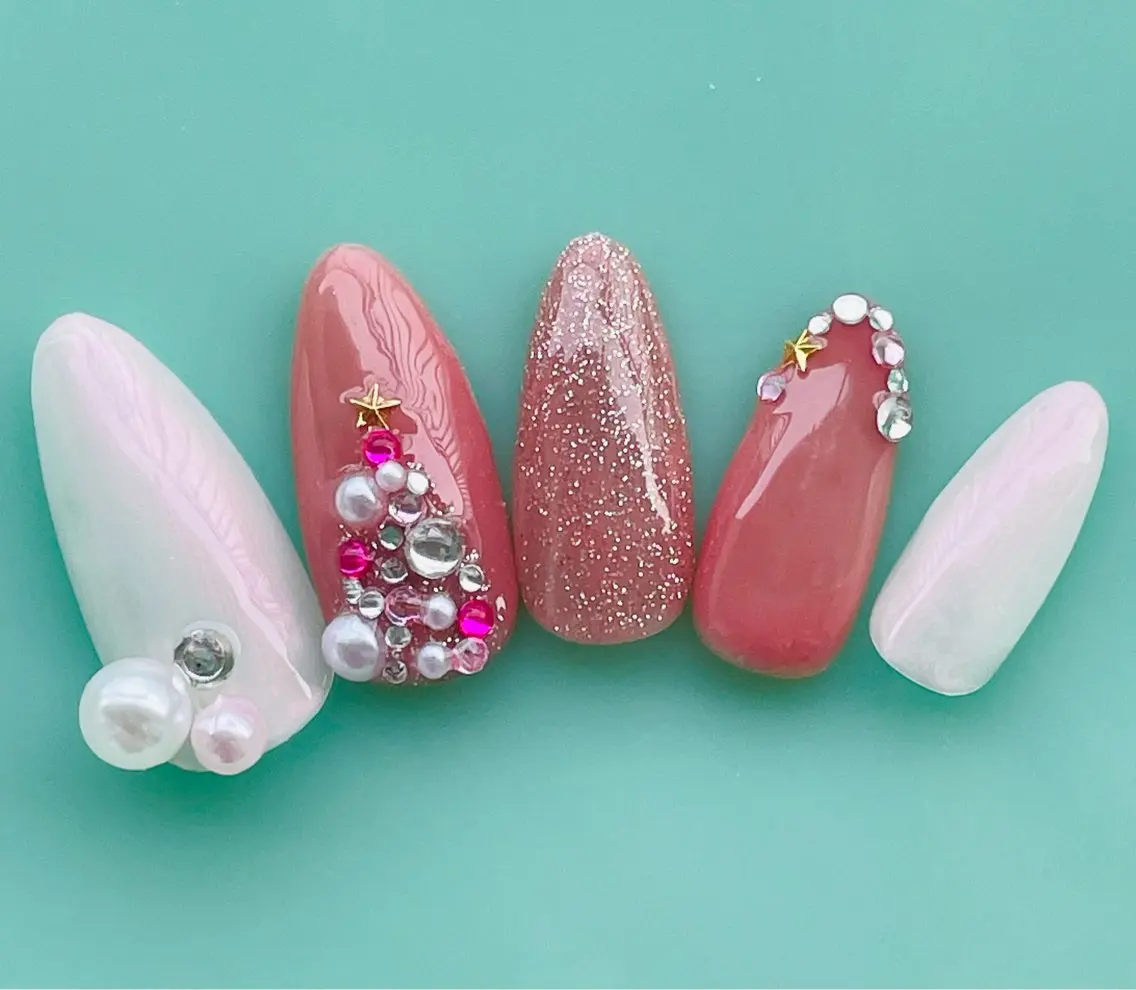 ネイル キラキラネイル 冬ネイル クリスマス koto nailsのネイルデザイン