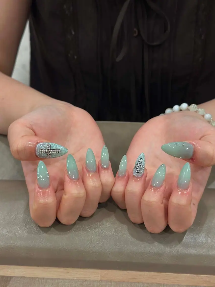 ネイル ジェルネイル 韓国ネイル 持ち込み シンプルネイル ワンホンネイル ハンドネイル 🎀AURA Nailsalonのネイルデザイン